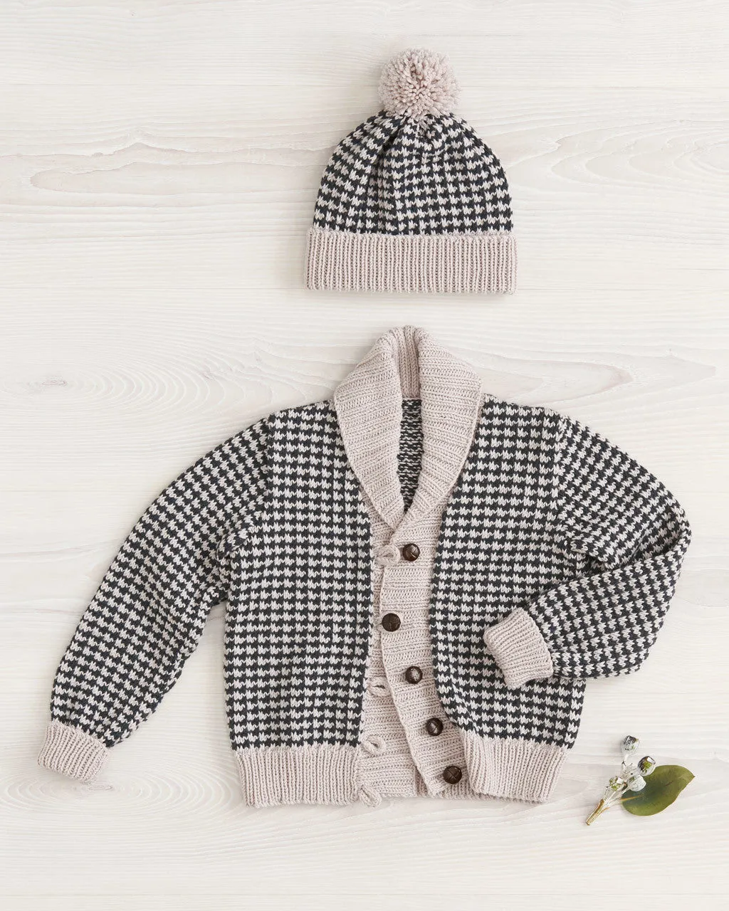 456 Houndstooth Cardi & Beanie