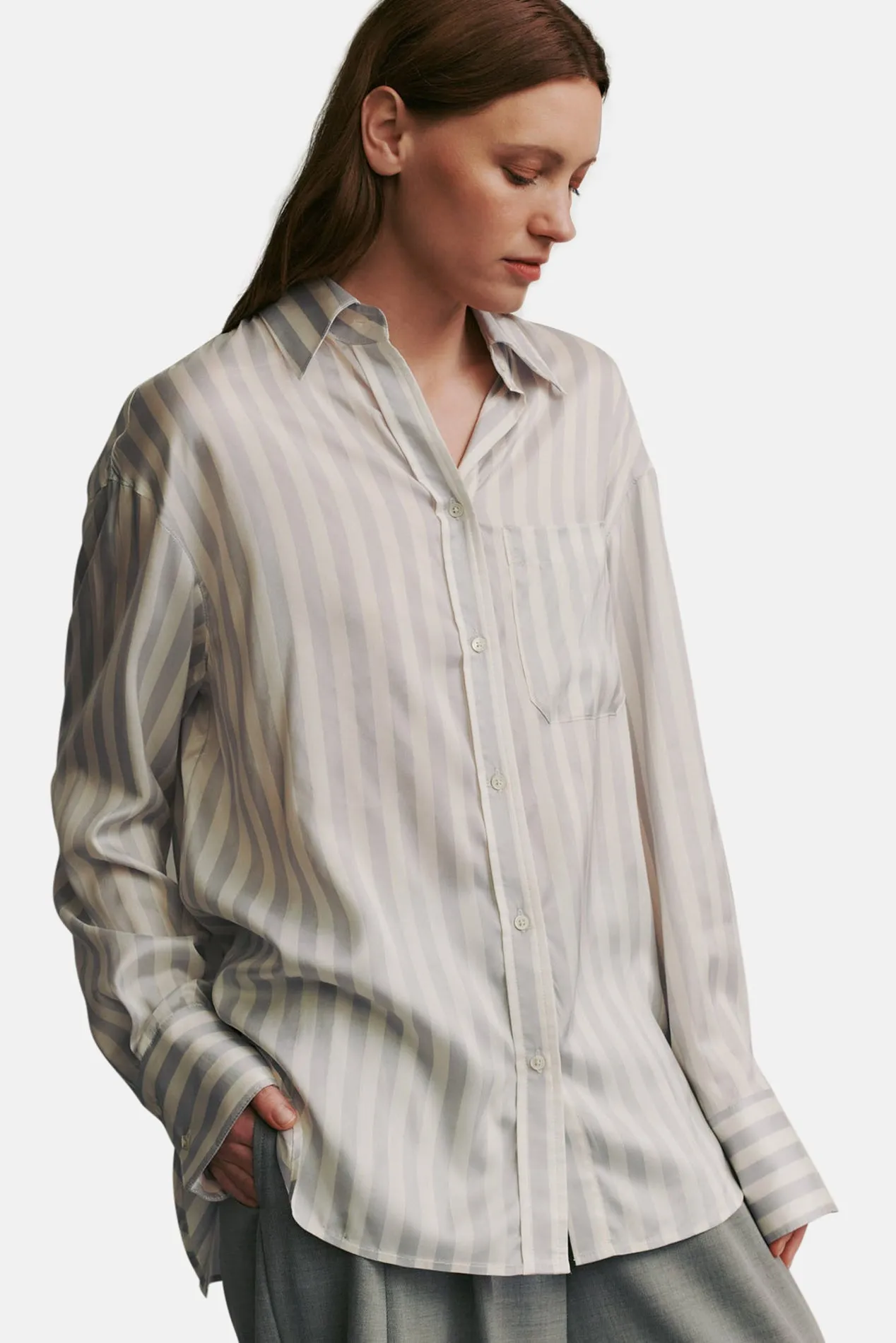 Big Joe Shirt In Silk Voile Light Grey/White