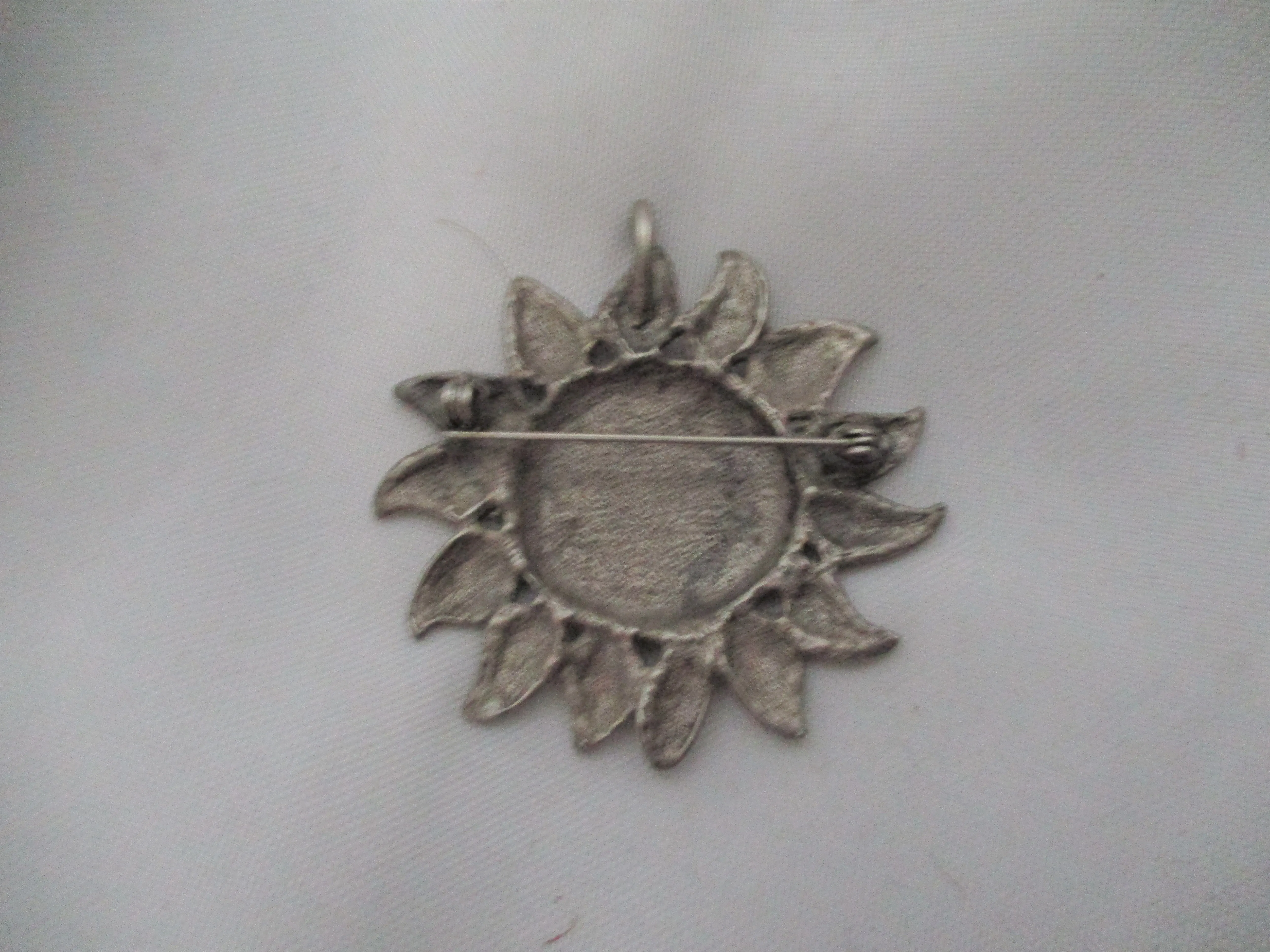 Detailed SUNFLOWER FLOWER Jewelry Brooch Pin Pendant Floral