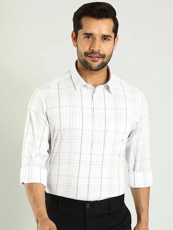 Men Checked Full Sleeve Cotton Blend Shirt