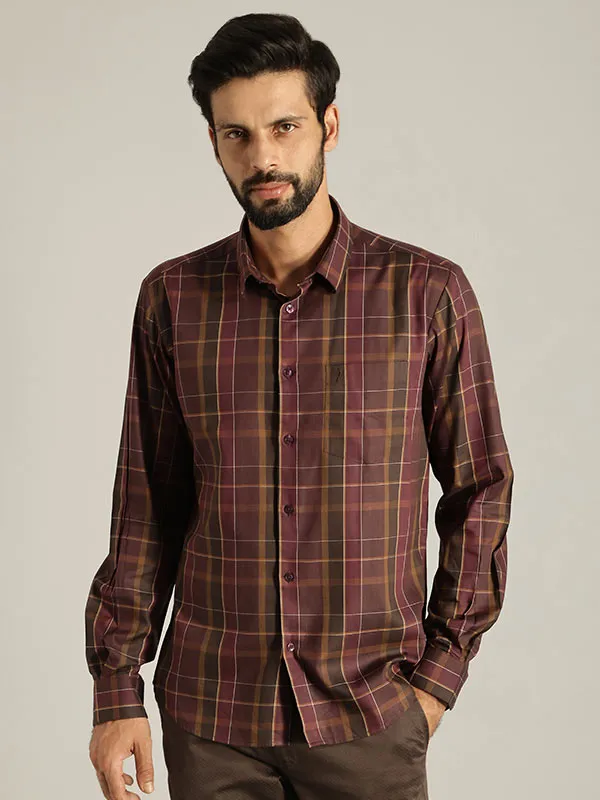 Men Checked Full Sleeve Cotton Blend Shirt