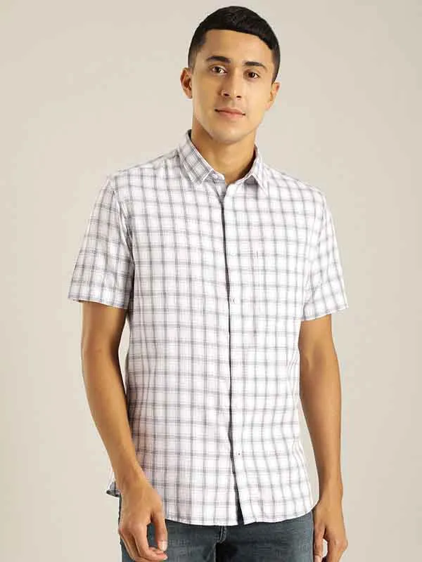 Men Checked Half Sleeve Cotton Shirt