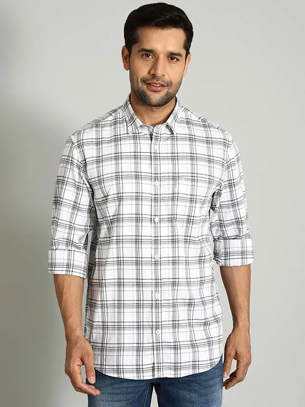 Men Checked Half Sleeve Cotton Shirt