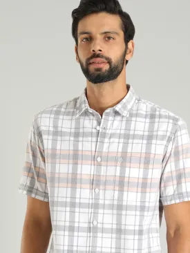 Men Checked Half Sleeve Cotton Shirt